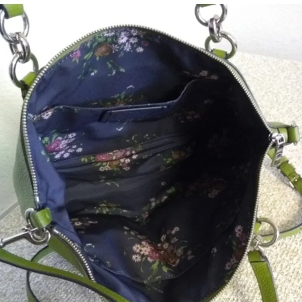 Coach Kelsey Small Yellow Green Leather Satchel Crossbody, Zipper does not work - Picture 8 of 10